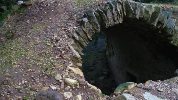 Ancient underground archway in Israel — Stock Video