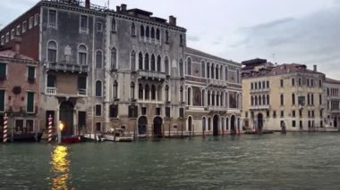 Sakin bir gün Grand Canal sahildeki.