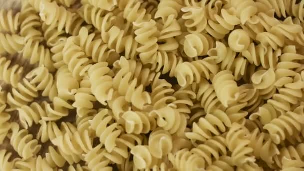 Pâtes spirales préparées gros plan flou 