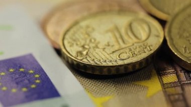 birçok euro banknot ve madeni paralar, closeup çekim