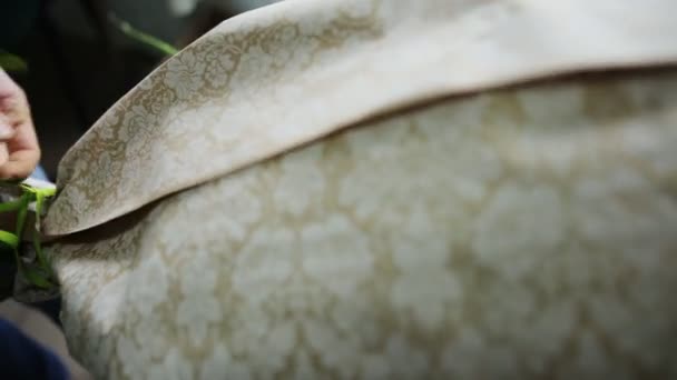 Mignon bouquet de fleurs pour un être cher .