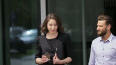 Hoşça kal demek onun meslektaşım için şaşırtıcı genç kadın.