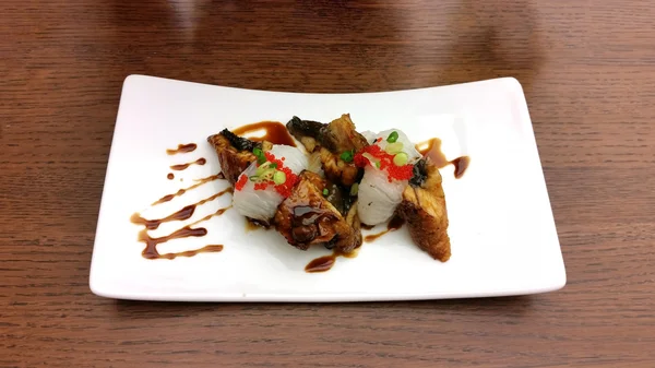 Engawa Unagi Nigiri Sushi Dish — Fotografie, imagine de stoc