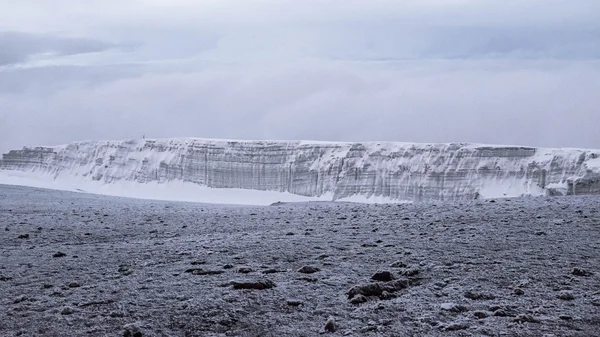 Buzul ile Kilimanjaro Üstten Görünüm