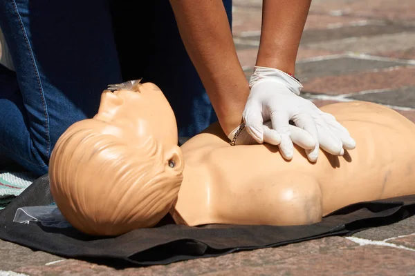 Çeviri: nazo82 Shagrathian İyi seyirler dilerim.