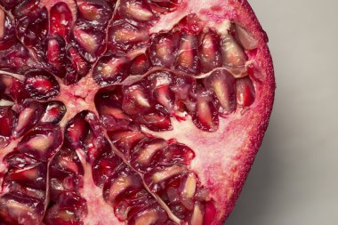 Yarım nar yakın çekim