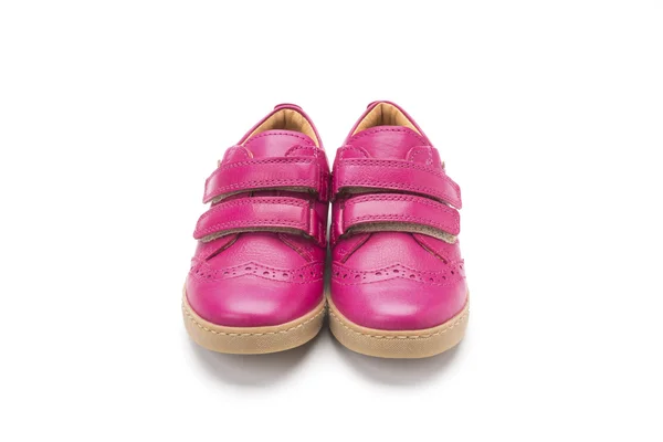 Zapato infantil de velcro rosa sobre fondo blanco —  Fotos de Stock