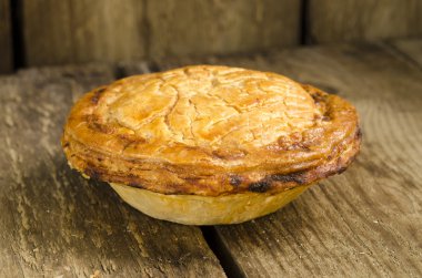 ahşap arka plan üzerinde pasta