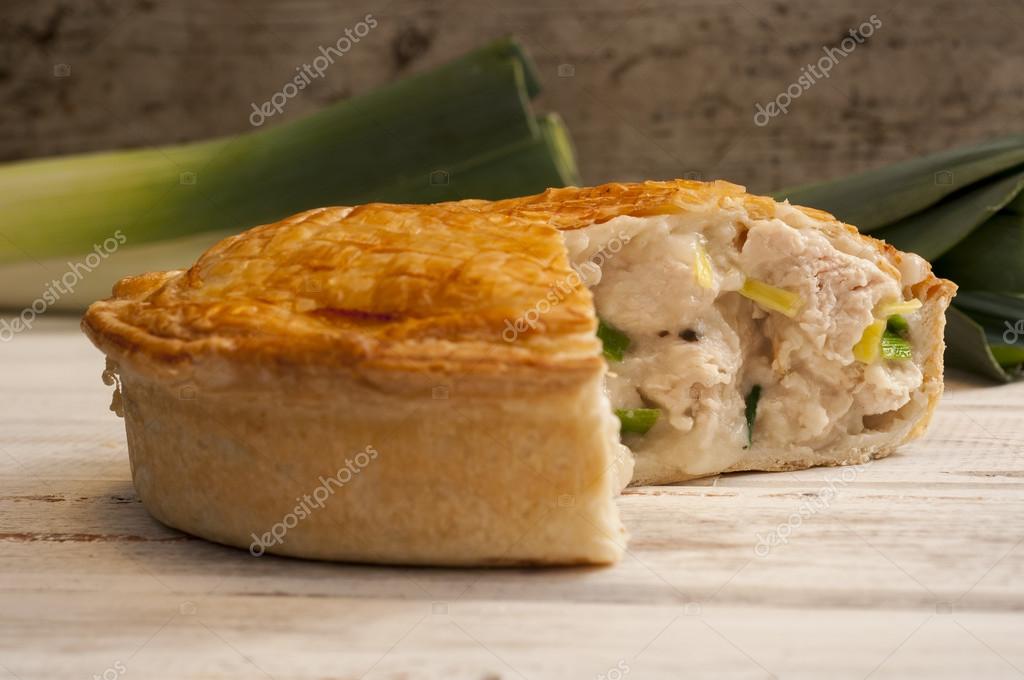 鶏と葱のパイ スライス行方不明と新鮮なネギ ストック写真 C Stock Photographyfirm Co Uk 鶏と葱のパイ スライス行方不明と新鮮なネギ ストック写真 C Stock Photographyfirm Co Uk