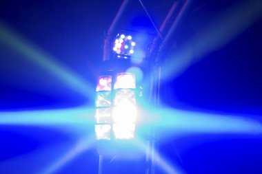 Renkli disko ışıkları