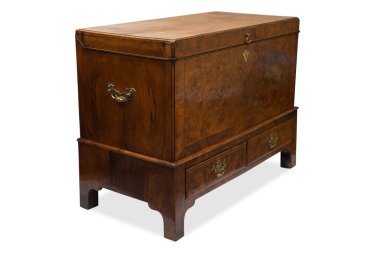 Bir antika ahşap gövde veya çekmeceli göğüs