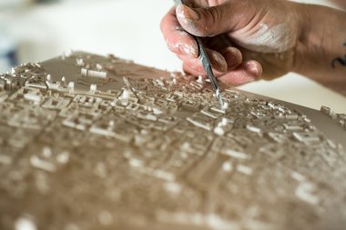 El yardımcı programı'nı bıçakla 3d sıva harita manken süsleme