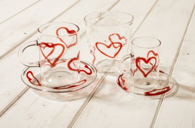 Crystal Drinking Set Red Hearts Design on Wooden Panel