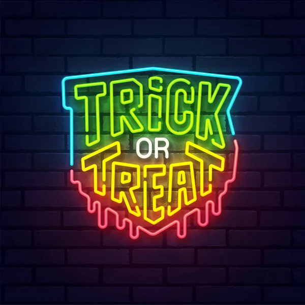 Sinal de néon de Halloween, tabuleta brilhante, banner de luz. Trick or Treat logo neon, emblema. Ilustração vetorial — Vetor de Stock