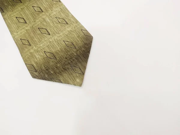 kravat beyaz arkaplanda izole edildi