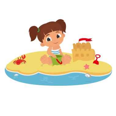 Tropikal plajda kumla oynayan tatlı küçük kız..