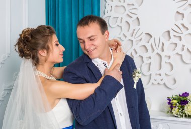 Studio poz genç Düğün çifti