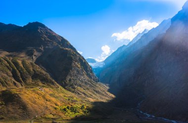 Himalaya dağ manzarası. Jammu ve Keşmir devlet, Kuzey Hindistan