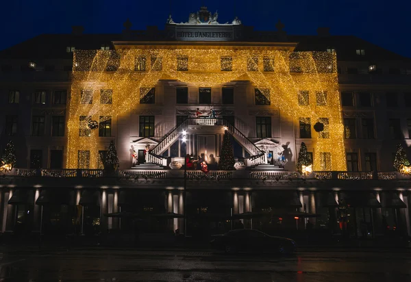Kopenhagen Hotel mit Weihnachtsdekoration — Stockfoto