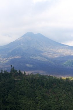 Uyuyan volkan ve lav alanı