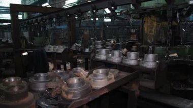 Eski fabrikada konveyör