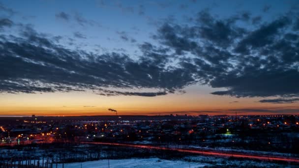 Гарний схід сонця над Челябінська. Timelapse. 4 к — стокове відео