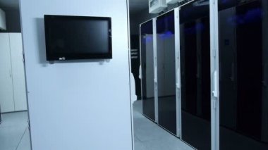 Gerçek Render Farm ve veritabanı sunucusu