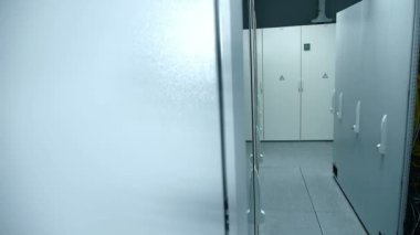 Gerçek Render Farm ve veritabanı sunucusu