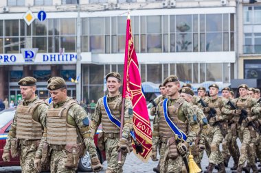 24 Ağustos 2016. Kiev, Ukrayna. Askeri geçit töreni