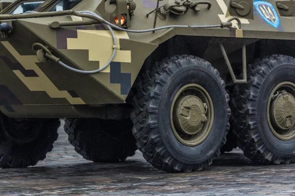Militaire uitrusting, tank, tracks, — Stockfoto