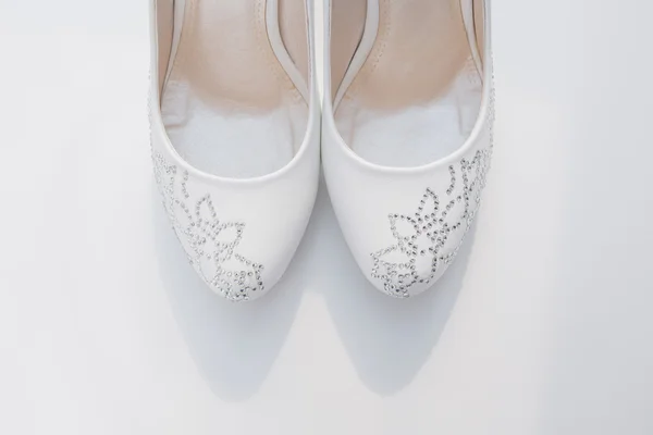 Scarpe da sposa bianche — Foto Stock