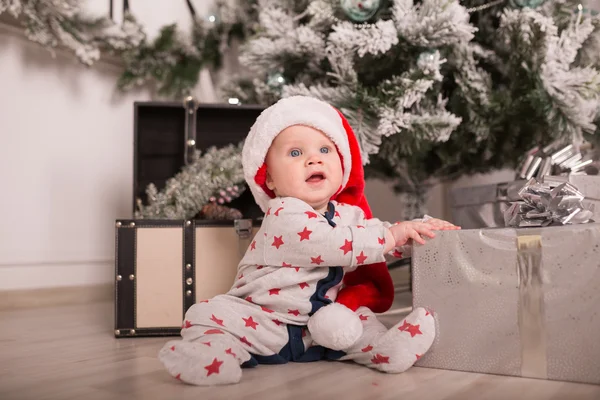 Beau petit bébé fête Noël — Photo