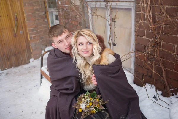 Happy Young Couple in Winter Park on Valentine's Day — стокове фото