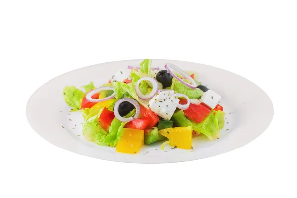 Salada de legumes frescos isolada em branco — Fotografia de Stock