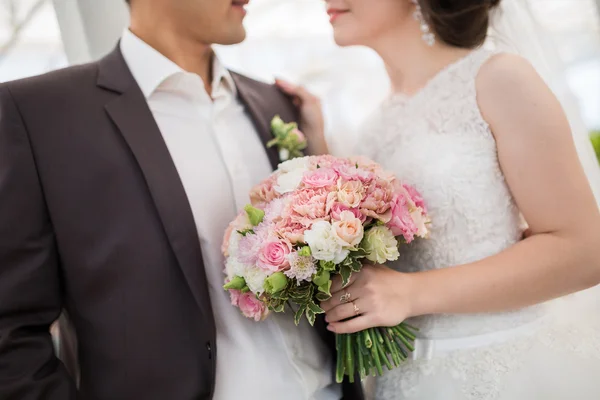 Bellissimo bouquet da sposa — Foto Stock