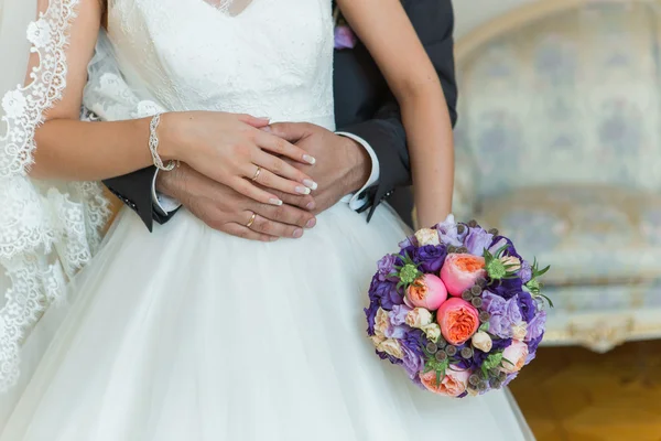 El ramo de boda de la novia — Foto de Stock