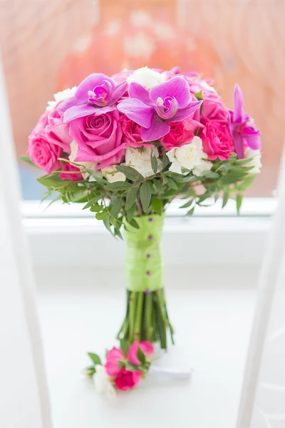 Bridal bouquet of various flowers — Stock Photo, Image