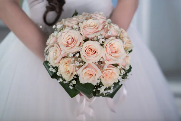 Beautiful wedding bouquet — Stock Photo, Image