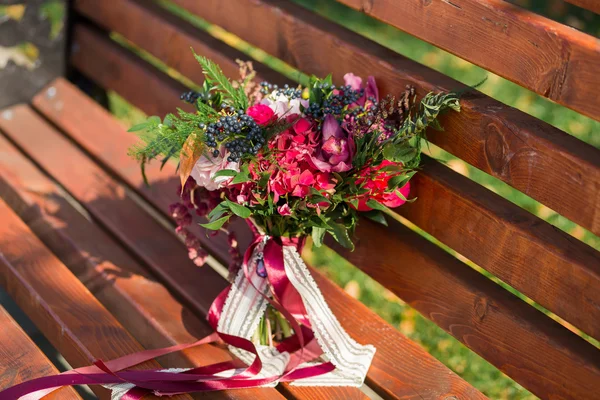 Красочный свадебный букет — стоковое фото