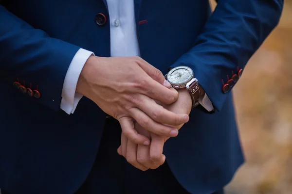 Relojes de pulsera para hombres — Foto de Stock