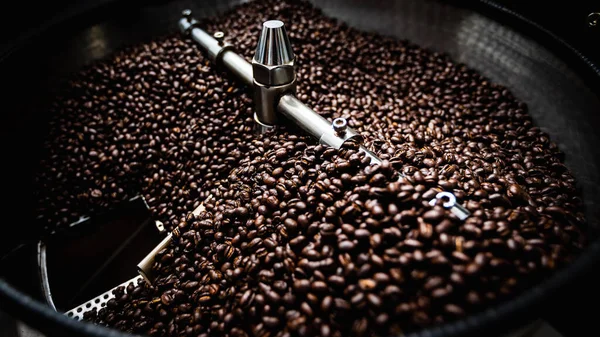 Fresh Coffee Beans Roasted Spinning Cooer Professional Machine Close Photo — Stock Photo, Image
