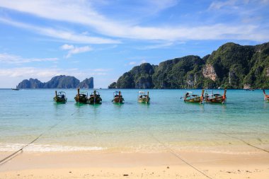 phi phi island kra bi Thailand - 8 Aralık 2018 Phi phi adası yaz tatili - Aralık 2018: Kra bi Tayland
