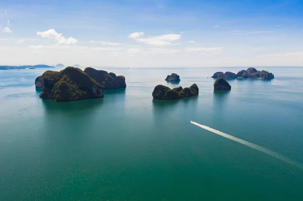 Limestone Island Sea Long Tail Boat Tourists Passenger Kra Thailand — Stock Photo, Image