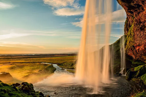 Wodospad Seljalandsfoss Zachodzie Słońca Lecie Islandia — Zdjęcie stockowe