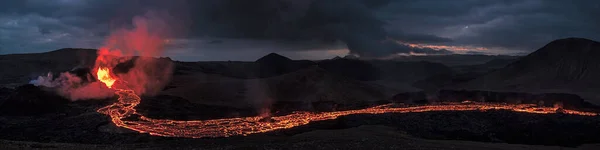 Éruption Volcanique Fagradalsfjall Dans Nuit Précédant Lever Soleil Dans Péninsule — Photo