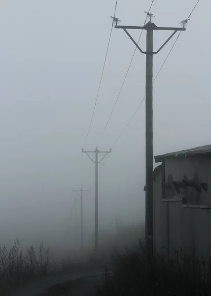 霧に飲み込まれた風景 — ストック写真