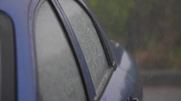 Modern Car Window Heavy Rainstorm Drops Trickling Autumn Impressive View — Stock Video