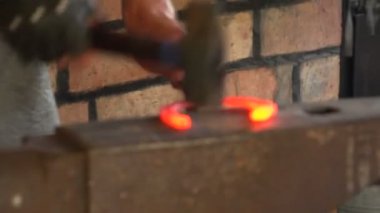demirci at nalı, ağır çekim uydurandan