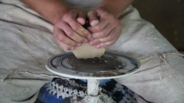 çömlekçi toprak küçük kap sculpts