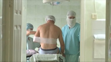 Hastanede cerrahi operasyon